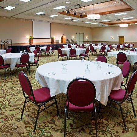 Holiday Inn Express Janesville-I-90 & Us Highway 14 By Ihg Kültér fotó