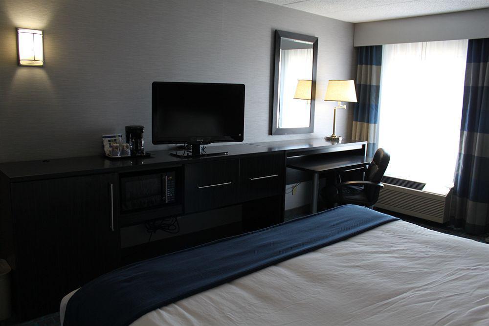 Holiday Inn Express Janesville-I-90 & Us Highway 14 By Ihg Kültér fotó