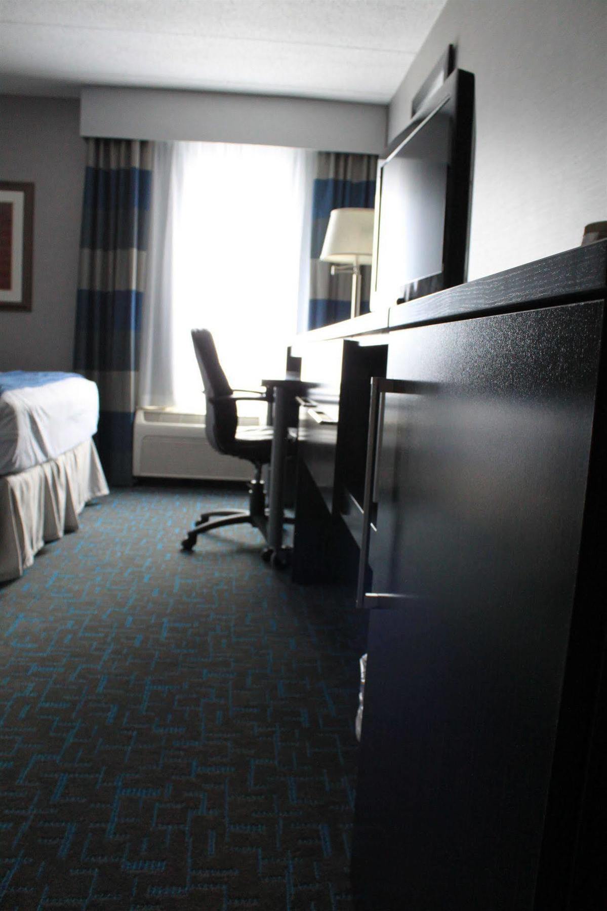 Holiday Inn Express Janesville-I-90 & Us Highway 14 By Ihg Kültér fotó